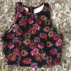 Abercrombie & Fitch floral crop top!